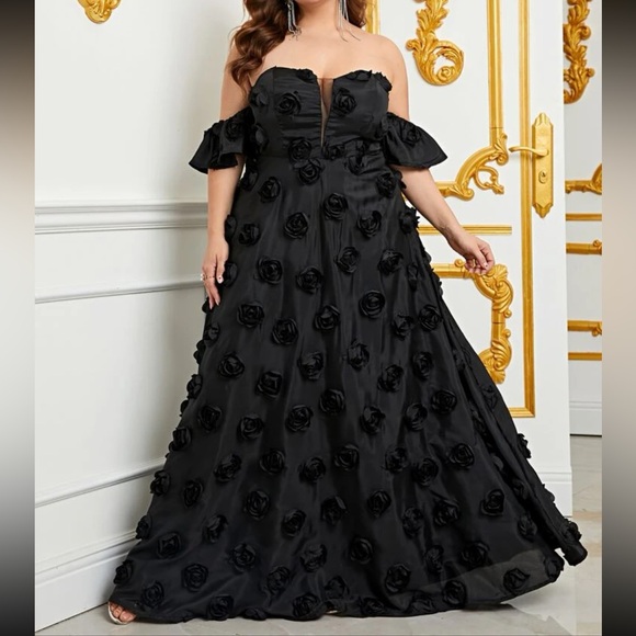 Luxe black off shoulder Applique party formal evening wedding dress - Picture 11 of 15